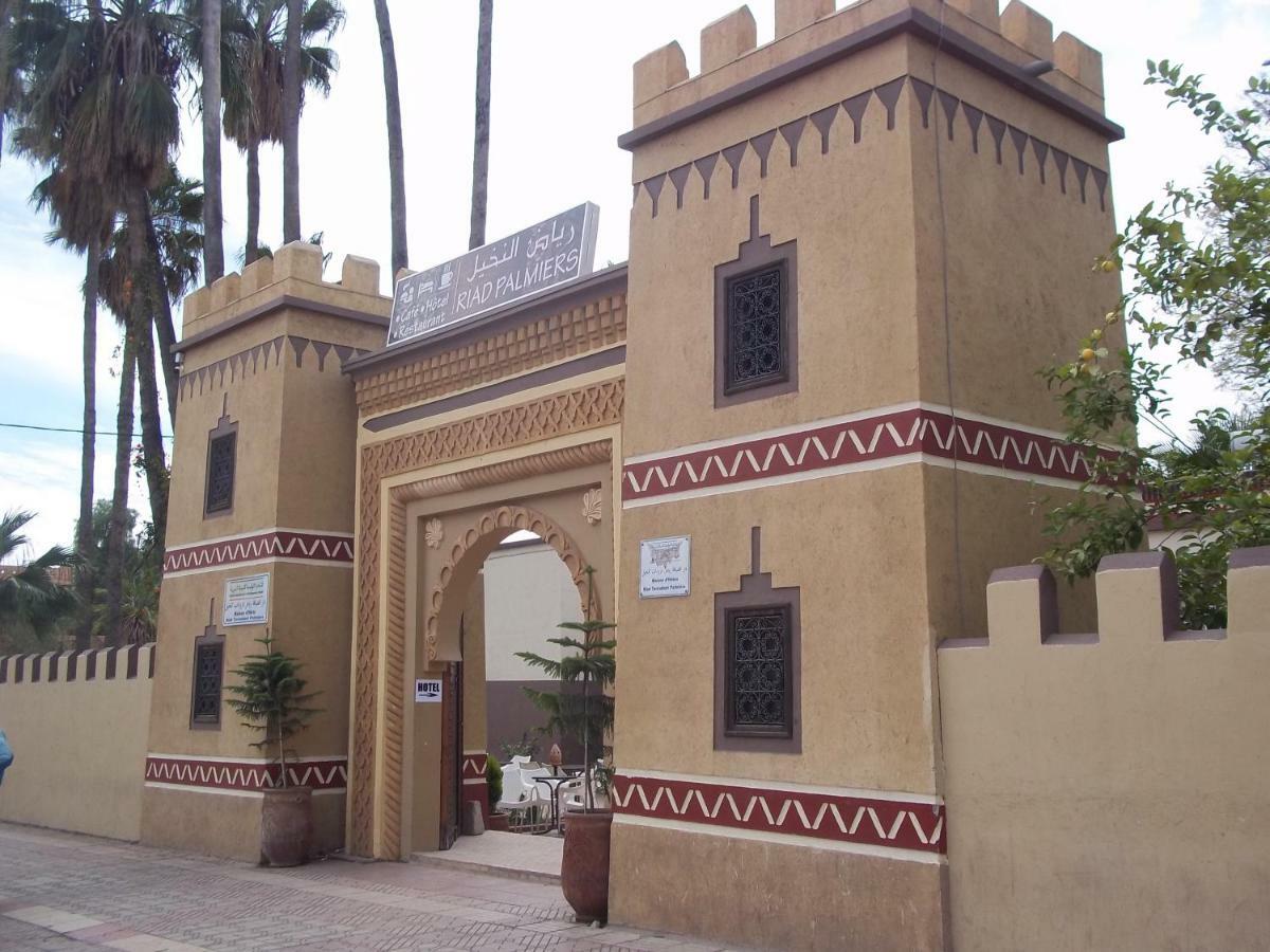 ホテル Riad Taroudant Palmiers エクステリア 写真